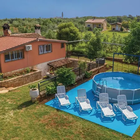 2 Bedroom Lovely In Holiday home Vodnjan